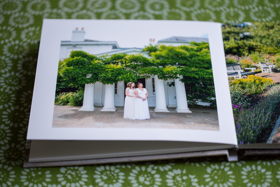 find London wedding photographer here